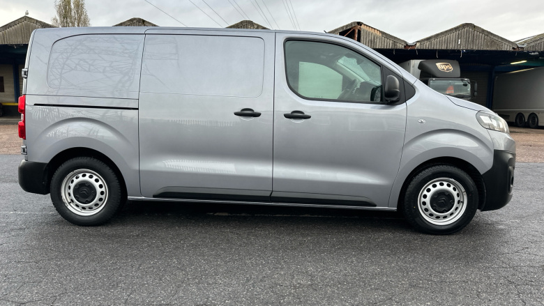 Citroen Dispatch M Diesel 1000 1.5 BlueHDi 100 Van Enterprise Pro